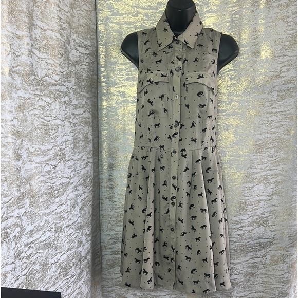 BCBG Generation Cross-Back Sleeveless Collar Dress W Dotted Horse Print Size 8 - Picture 5 of 17